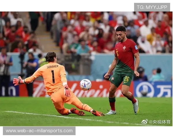 马内接奥塔维奥妙传推射远角破门